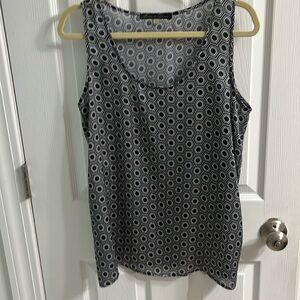 Sleeveless shirt excellent condition
